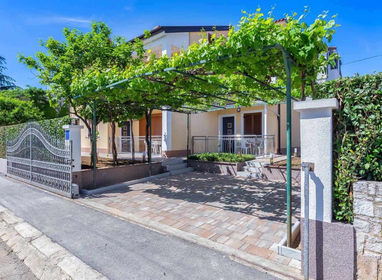 Rino Apartman Poreč Kültér fotó